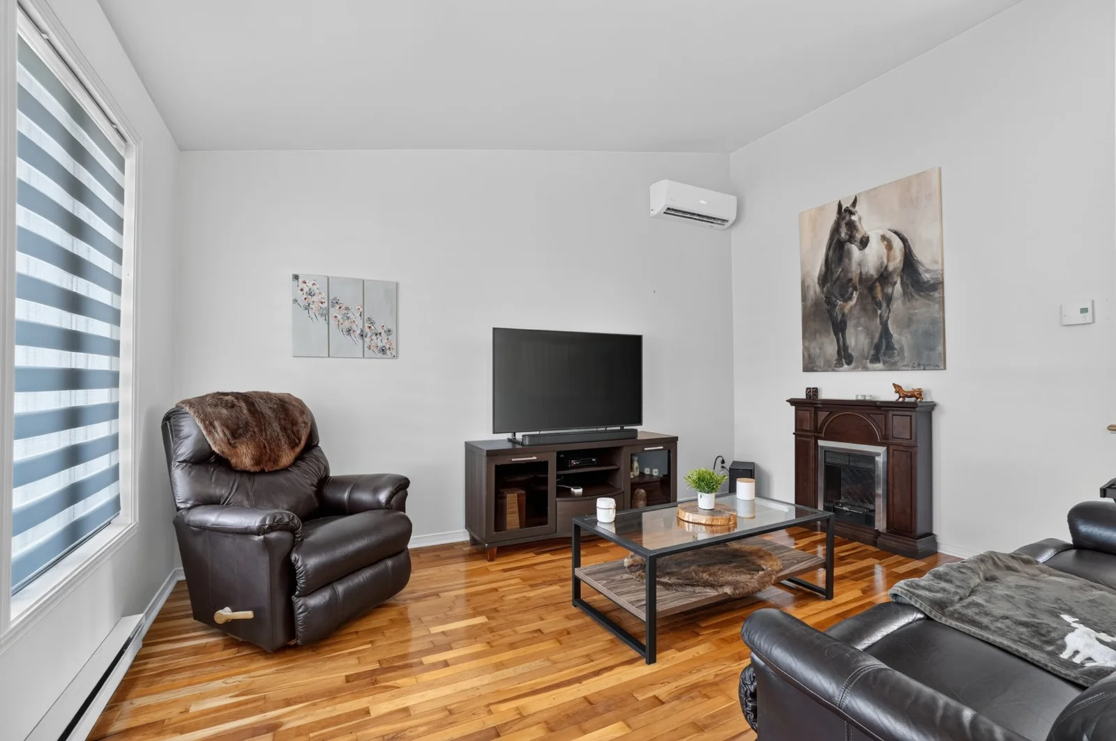 Salon — 448, rue du Rhône à Lachenaie