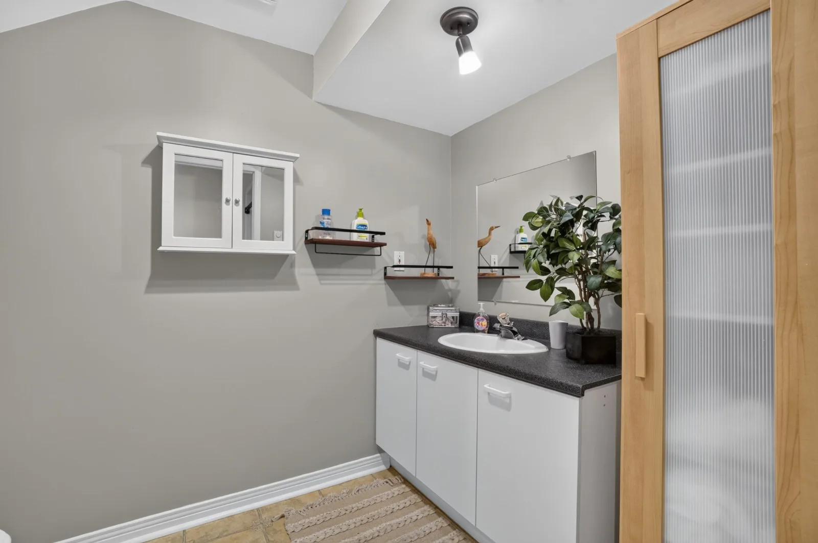 Salle de bains — 448, rue du Rhône à Lachenaie