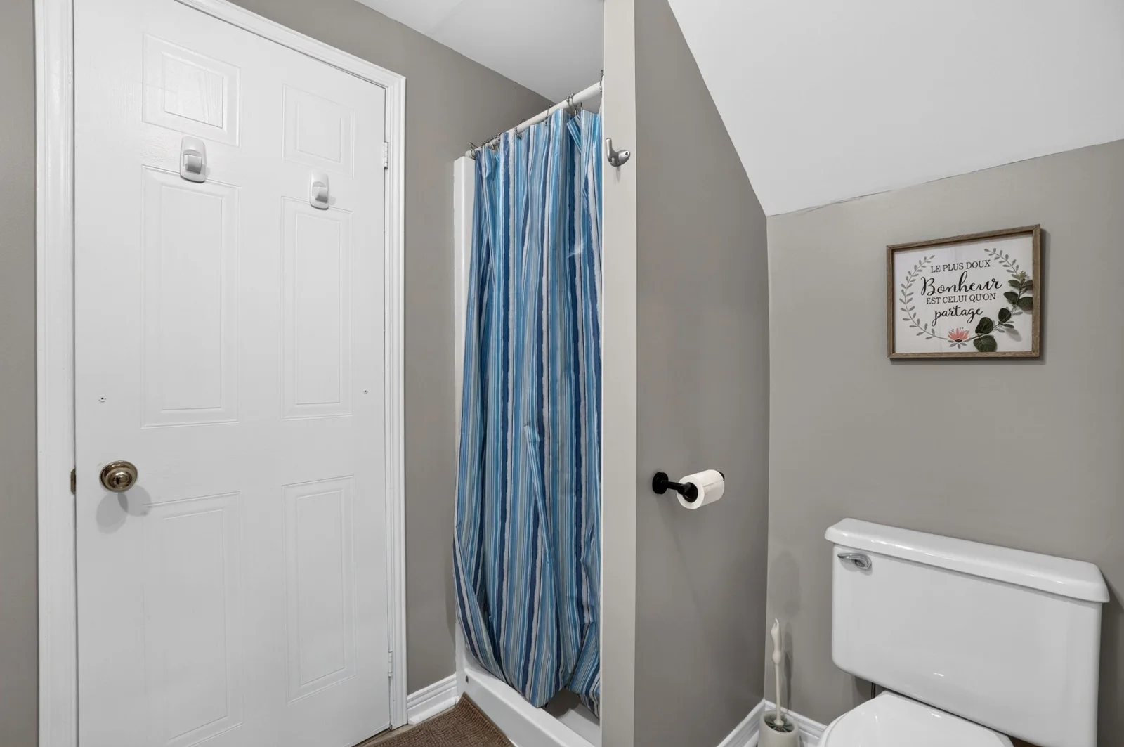 Salle de bains — 448, rue du Rhône à Lachenaie